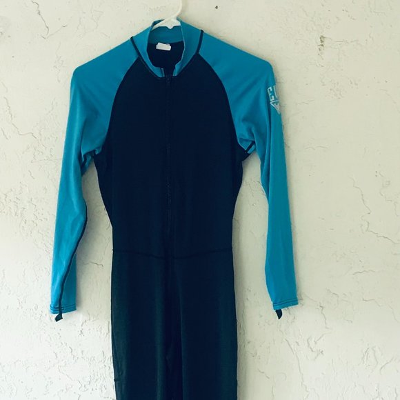 EVO Ladies Surfer Wetsuit w Stirrups - Picture 1 of 5